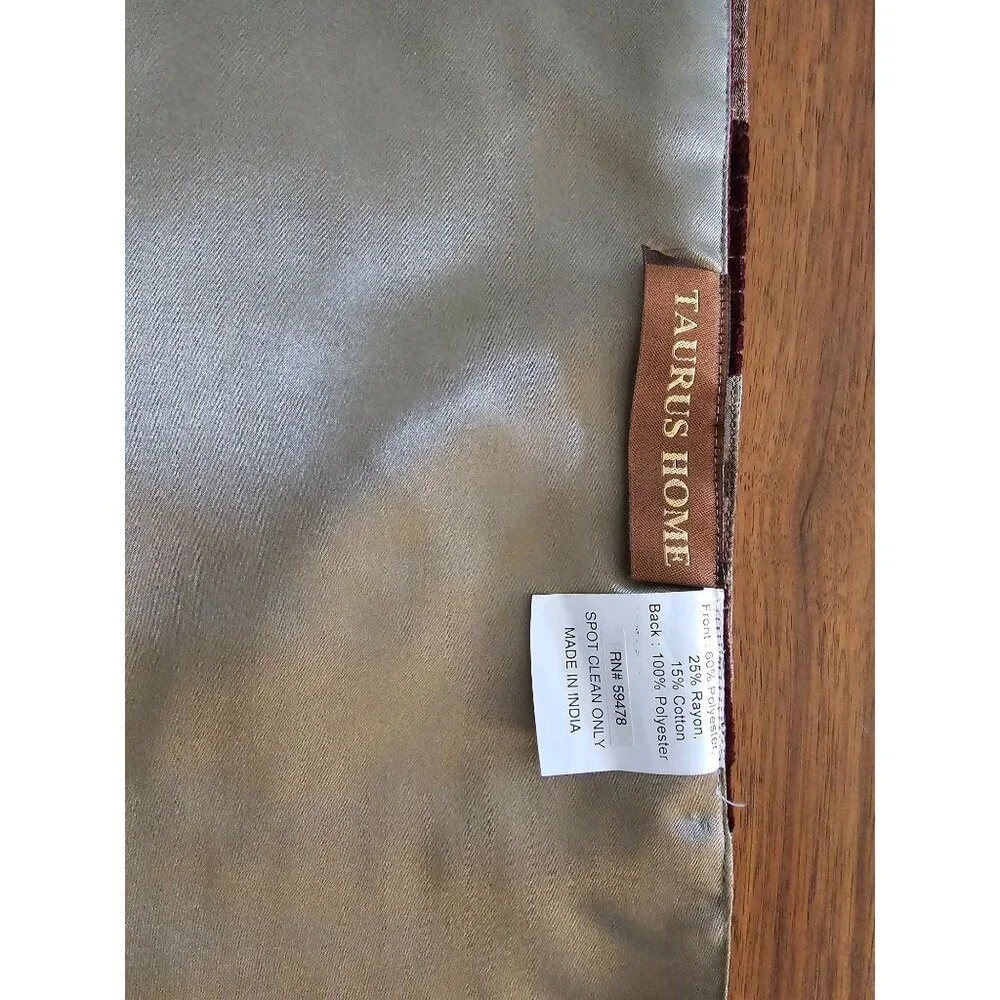 Taurus Home Table Runner With Tassels‎ - Red & Gold - 12.5